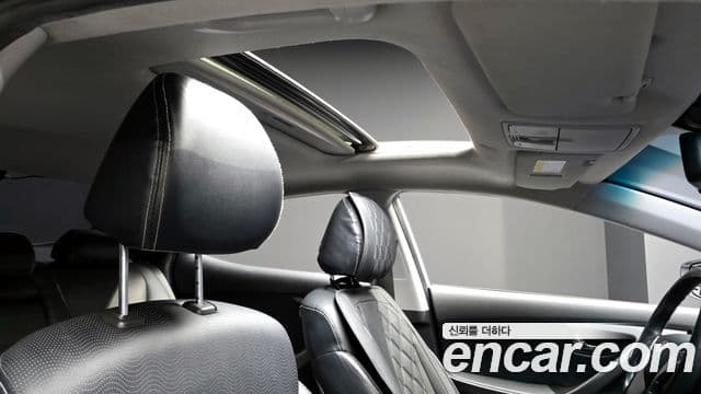 Hyundai Avante MD Premier, 2011 20