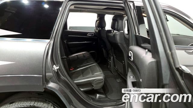 Jeep Grand Cherokee WK2, 2019 12