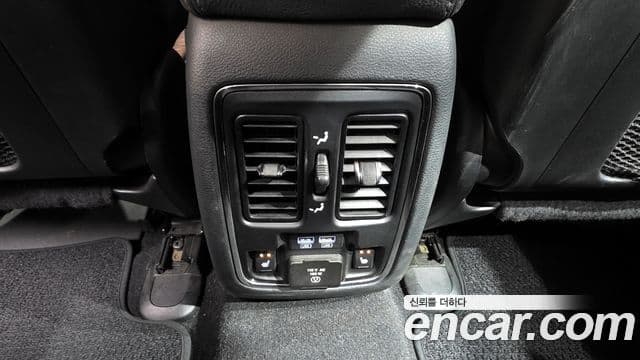 Jeep Grand Cherokee WK2, 2019 19