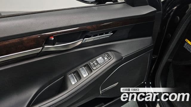 Genesis EQ900 Luxury, 2018 19