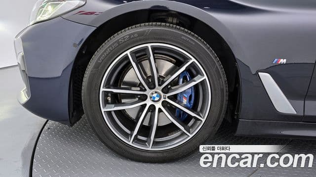 BMW 5시리즈 (G30) 523d M Sport, 2021 все фото