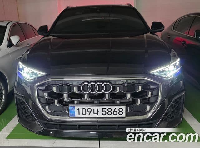 Audi Q8 (4M) Premium, 2025 4