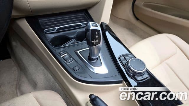 BMW 3시리즈 (F30), 2016 9