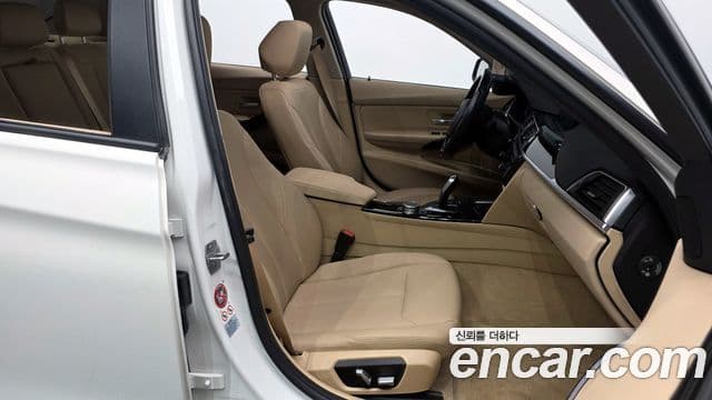 BMW 3시리즈 (F30), 2016 11