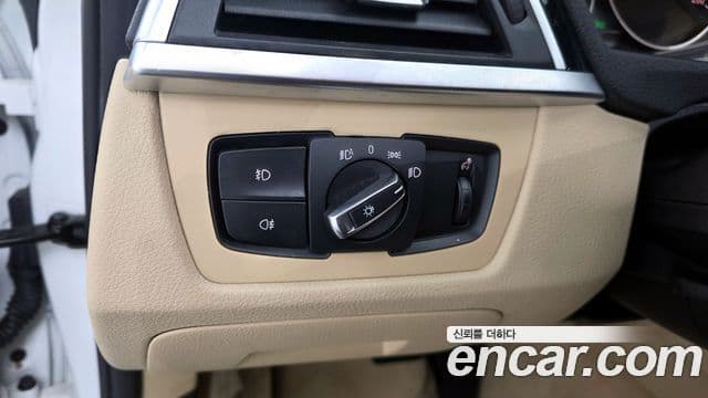 BMW 3시리즈 (F30), 2016 19