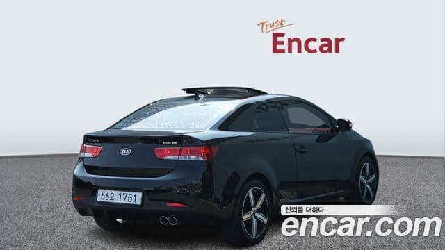 Kia Forte купе Premium, 2010 2