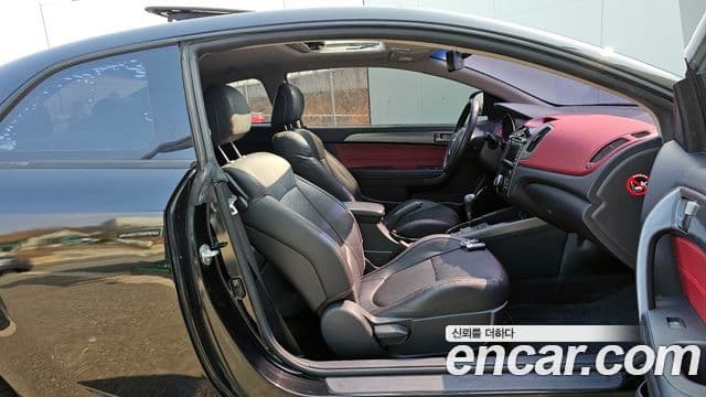 Kia Forte купе Premium, 2010 10