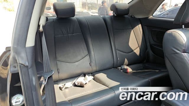 Kia Forte купе Premium, 2010 11