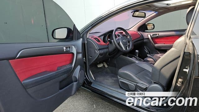 Kia Forte купе Premium, 2010 12