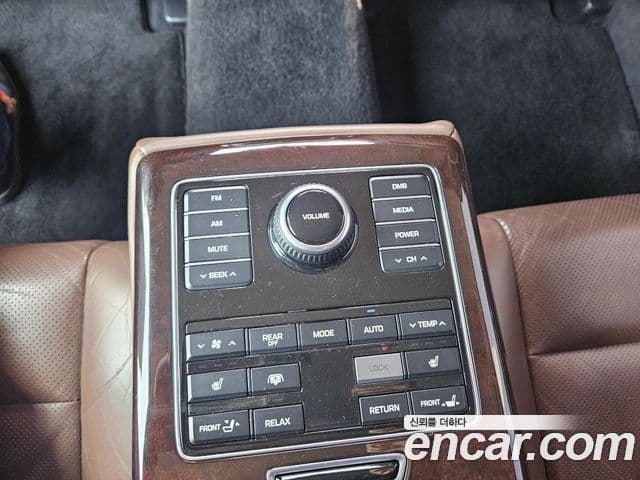 Hyundai Equus(новый кузов / новое поколение) Modern, 2015 9