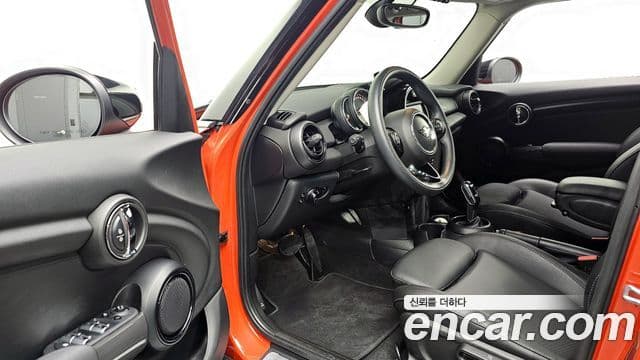 Mini Cooper 3세대, 2021 10