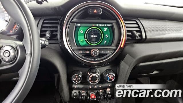 Mini Cooper 3세대, 2021 17