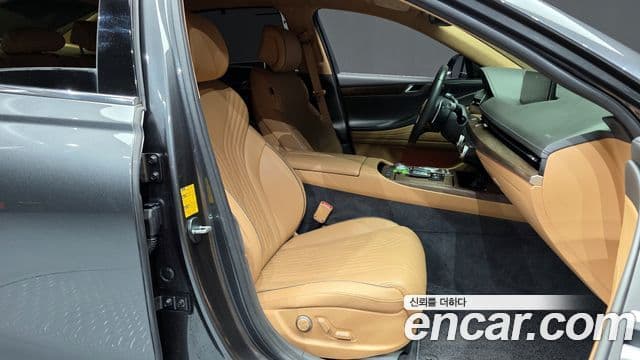 Genesis G80 (RG3) бензин 3.5 турбо AWD, 2021 11