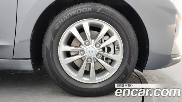 Hyundai The / новый New Avante AD Smart, 2020 все фото