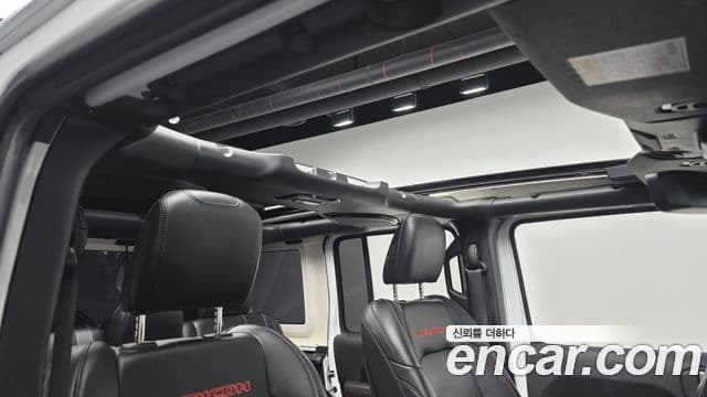 Jeep Wrangler (JL) 2.0 Rubicon Power top 4도어, 2022 17