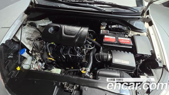 Hyundai Avante AD 1.6 GDI Value Plus, 2018 6