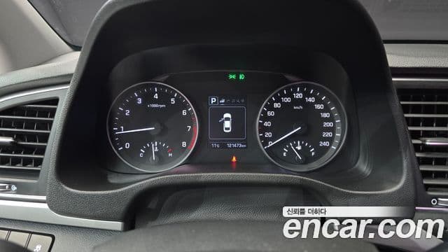 Hyundai Avante AD 1.6 GDI Value Plus, 2018 8