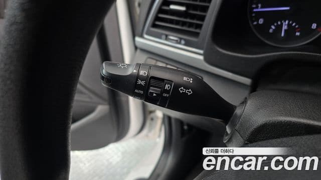 Hyundai Avante AD 1.6 GDI Value Plus, 2018 17