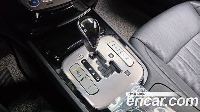 Hyundai Genesis VIP팩, 2012 9