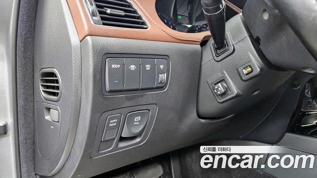 Hyundai Genesis VIP팩, 2012 17