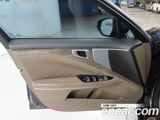 Kia K8 гибрид Noblesse, 2022 17