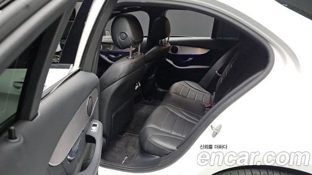 Mercedes-Benz C-класс W205 AMG Line, 2021 19