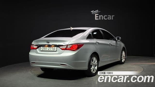 Hyundai YF Sonata люксовая версия, 2010 2