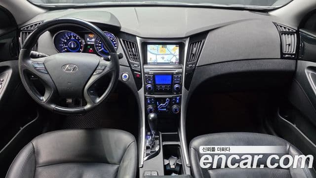 Hyundai YF Sonata люксовая версия, 2010 7