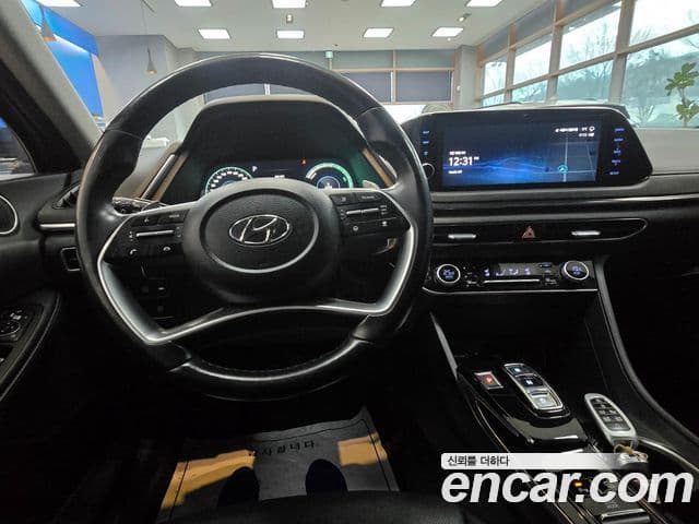 Hyundai Sonata гибрид (DN8) Premium Plus, 2022 10
