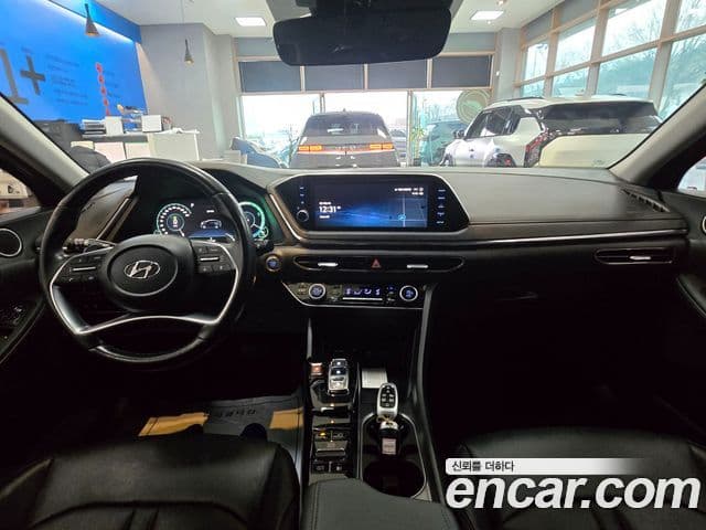 Hyundai Sonata гибрид (DN8) Premium Plus, 2022 11