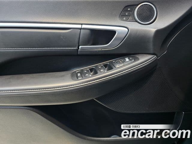 Hyundai Sonata гибрид (DN8) Premium Plus, 2022 19