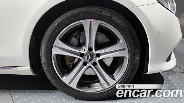 Mercedes-Benz E-класс W213 Avantgarde, 2018 все фото