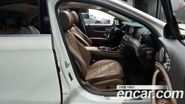 Mercedes-Benz E-класс W213 Avantgarde, 2018 11