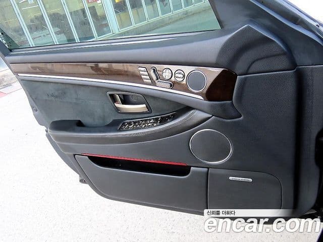 KG모빌리티(SsangYong) 뉴체어맨 W Prestige, 2012 11