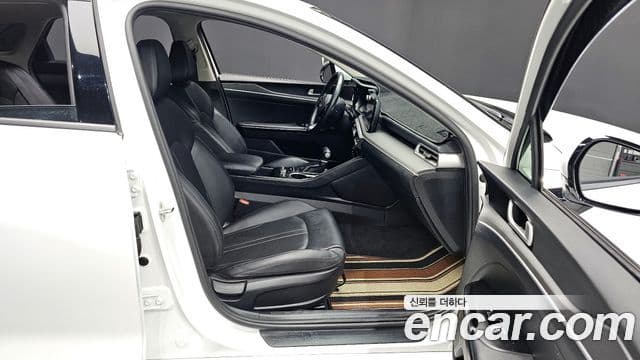 Kia K5 3세대 Trendy, 2023 11