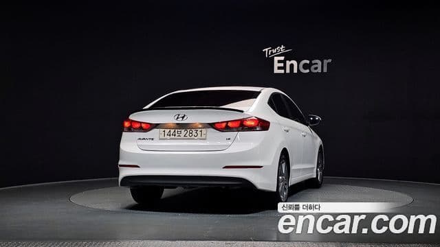 Hyundai Avante AD 1.6 GDI Value Plus, 2018 4