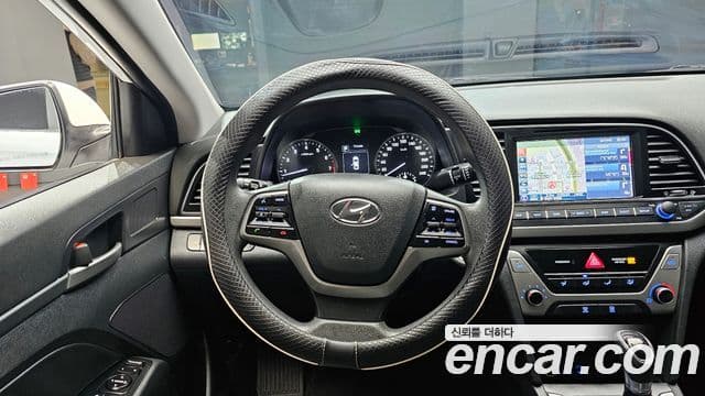 Hyundai Avante AD 1.6 GDI Value Plus, 2018 13