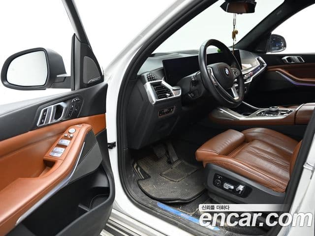 BMW X7 (G07) xDrive 40d M Sport 6인승, 2023 11