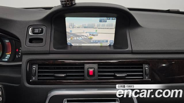 Volvo XC70 3세대, 2015 14