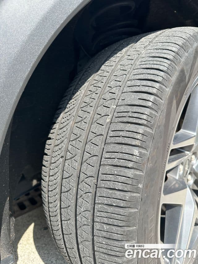 Ford Explorer 6세대 2.3 ST-Line 4WD, 2025 все фото