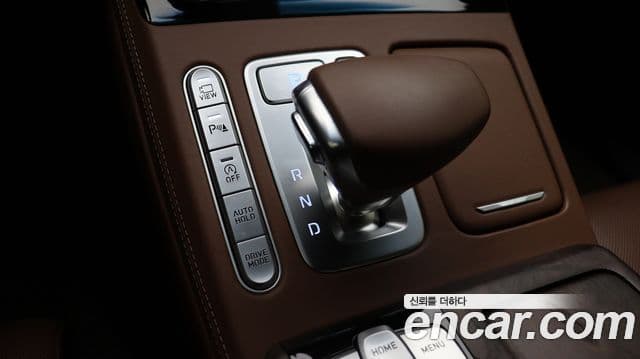 Genesis G90 Premium Luxury, 2022 все фото