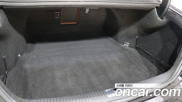 Genesis G90 Premium Luxury, 2022 16