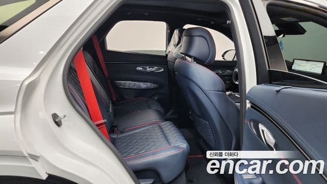 Genesis GV70, 2022 12