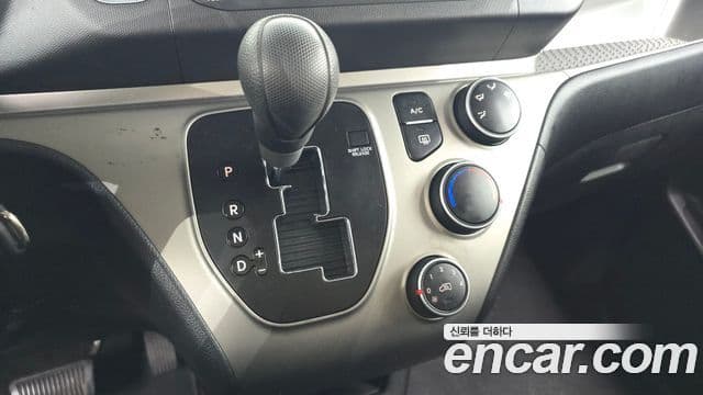 Kia Ray Deluxe, 2013 9