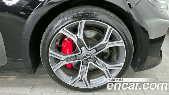 Kia 스팅어 GT, 2018 все фото