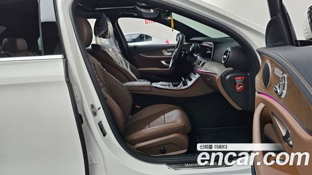 Mercedes-Benz E-класс W213 Exclusive, 2021 11