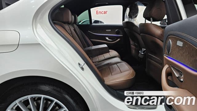 Mercedes-Benz E-класс W213 Exclusive, 2021 12