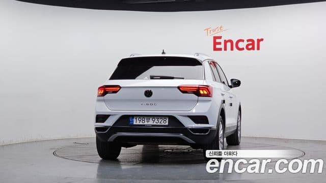 Volkswagen T-Roc Premium, 2021 4