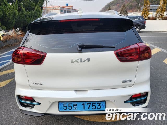 Kia Niro EV Prestige, 2022 4
