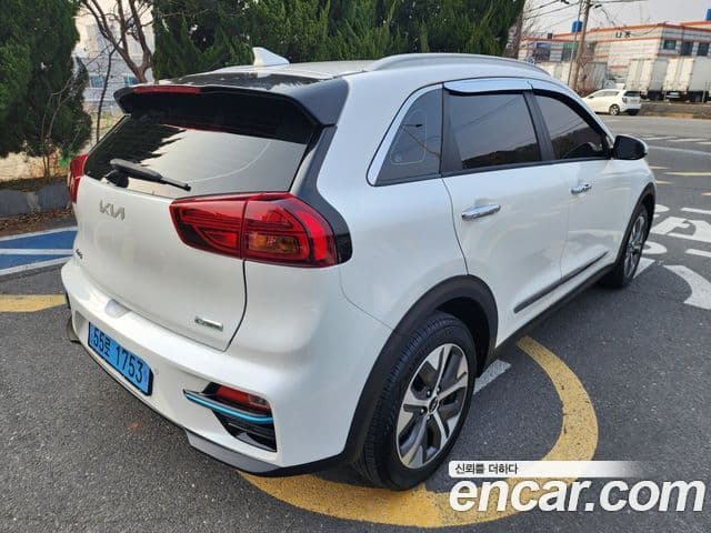 Kia Niro EV Prestige, 2022 6